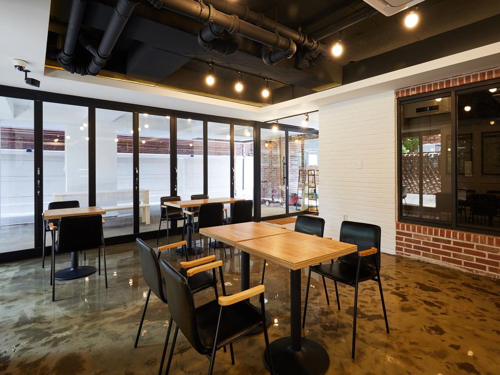 Red Stone Guesthouse โซล ภายนอก รูปภาพ