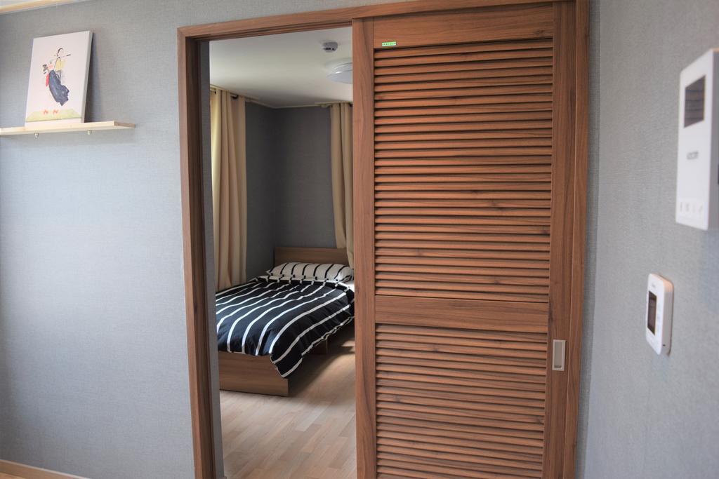 Red Stone Guesthouse โซล ภายนอก รูปภาพ