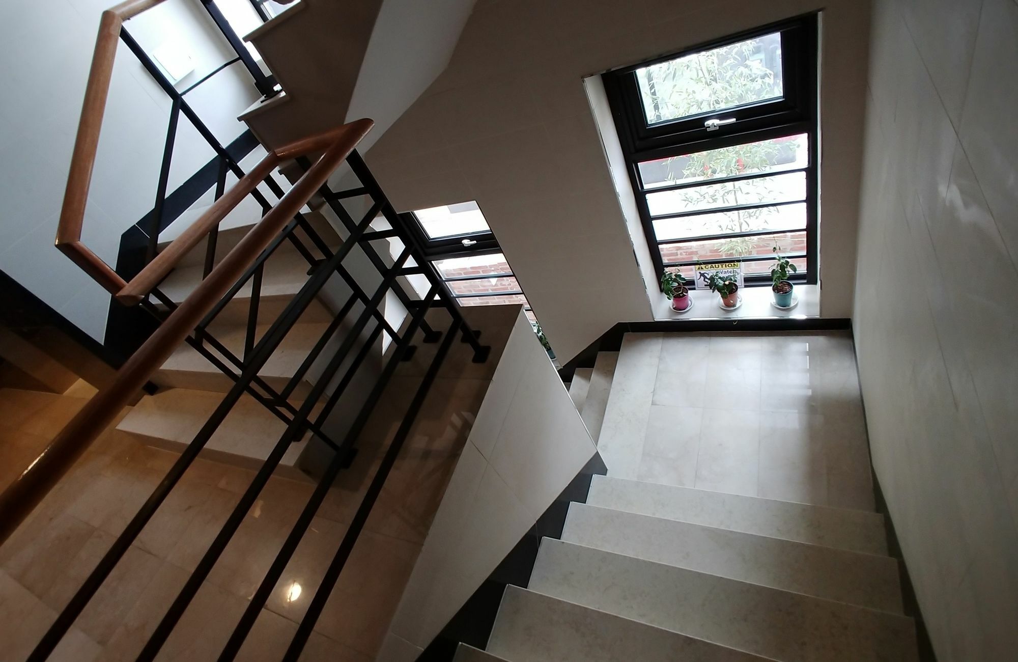 Red Stone Guesthouse โซล ภายนอก รูปภาพ