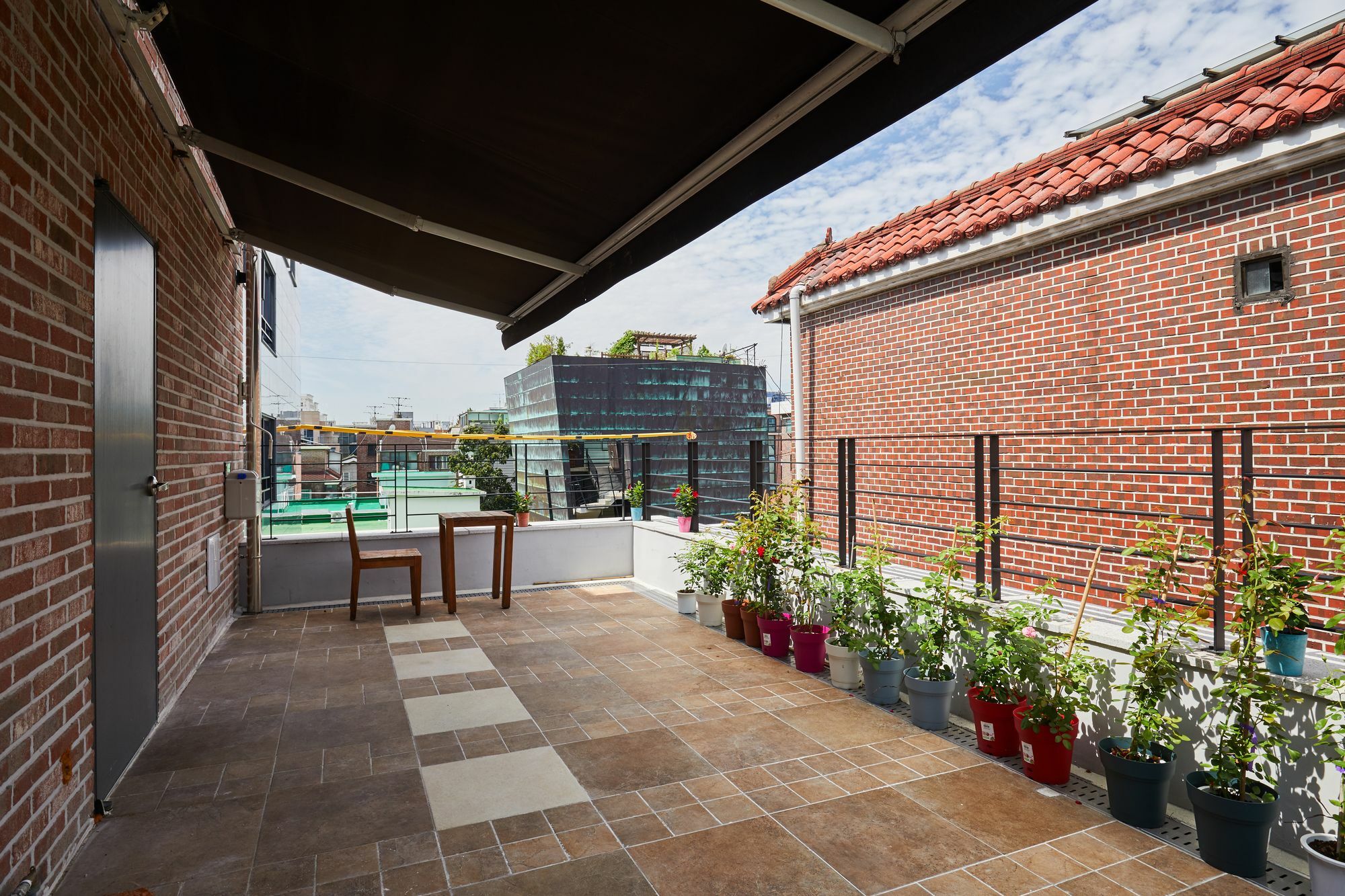 Red Stone Guesthouse โซล ภายนอก รูปภาพ