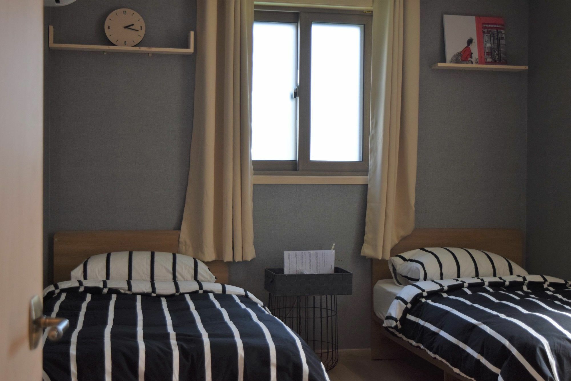 Red Stone Guesthouse โซล ภายนอก รูปภาพ