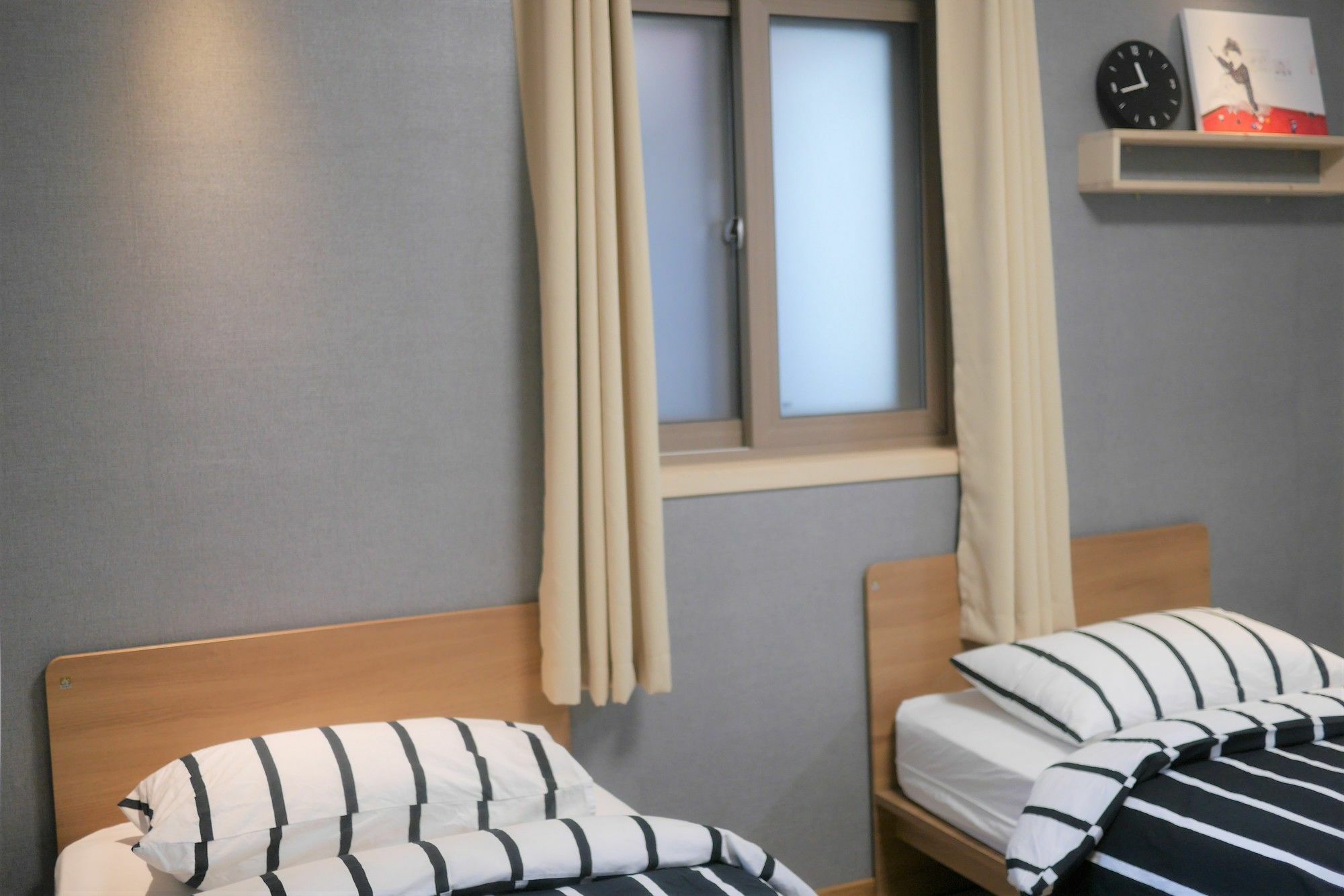 Red Stone Guesthouse โซล ภายนอก รูปภาพ
